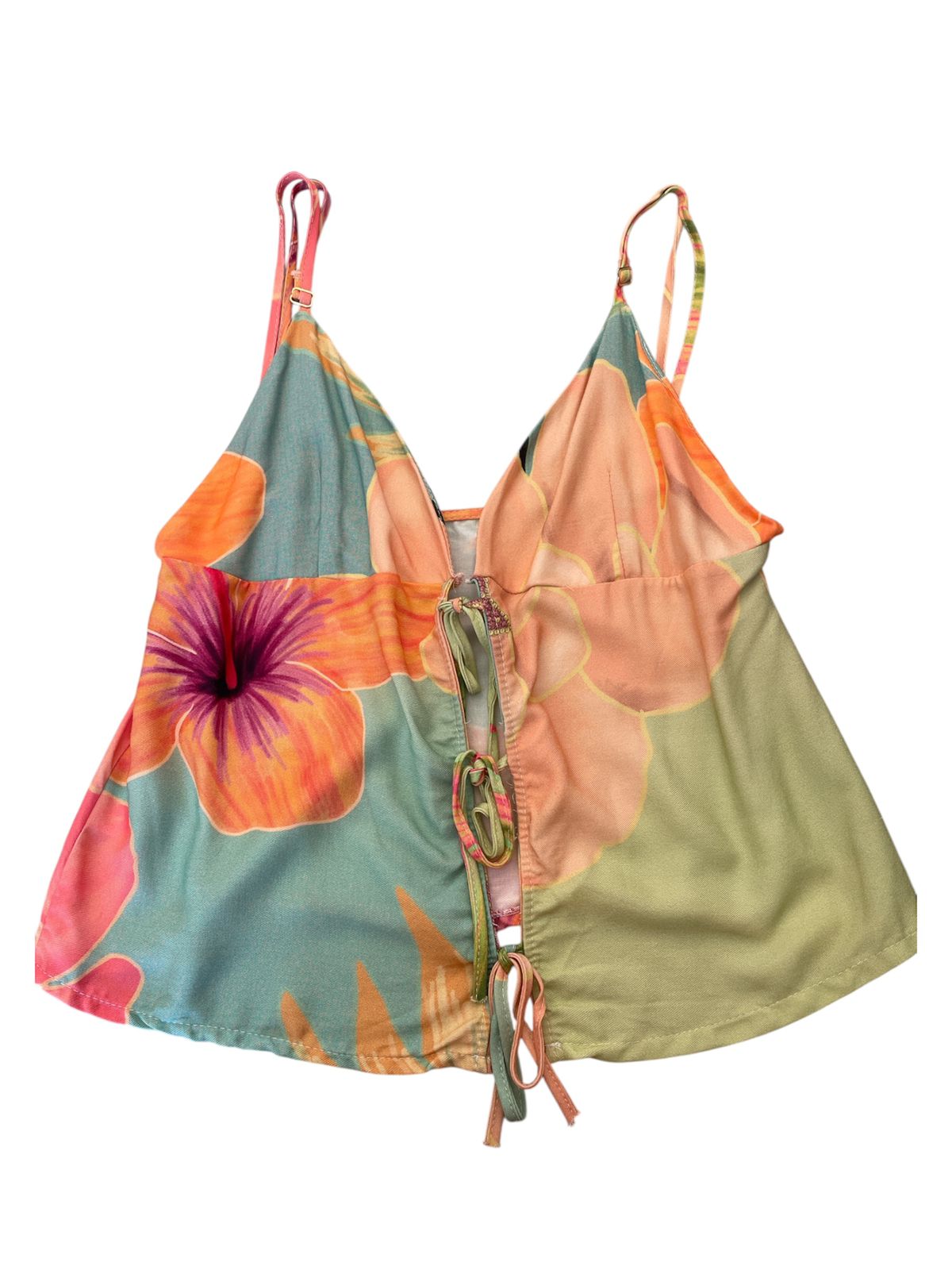 Blusa com amarração frontal